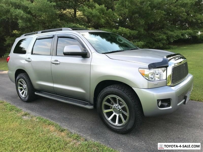 2008 TOYOTA SEQUOIA SR5